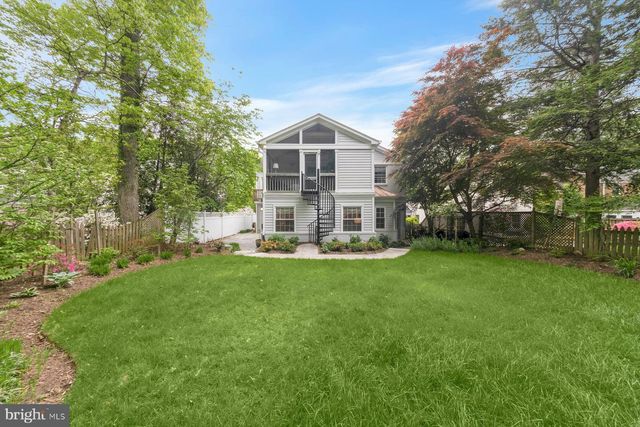 5714 HUNTINGTON PKWY, Bethesda, MD 20814
