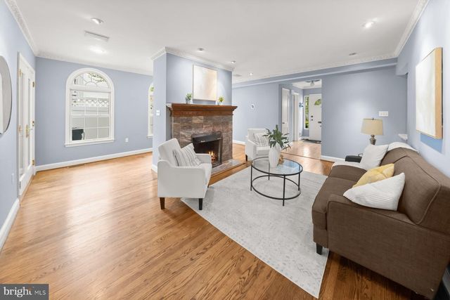 5714 HUNTINGTON PKWY, Bethesda, MD 20814