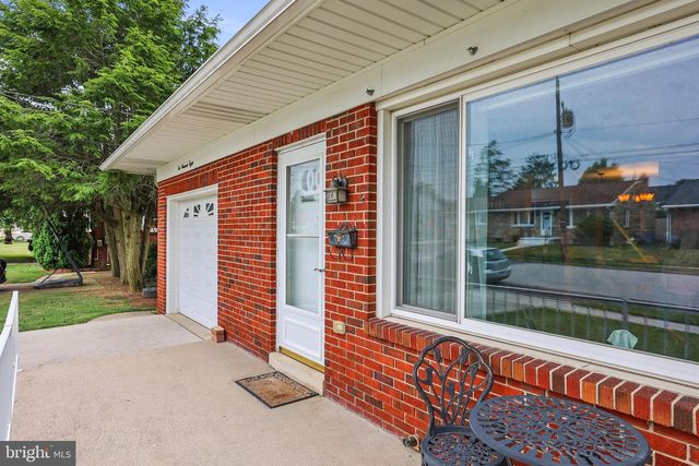208 WILLOW ST, Hanover, PA 17331