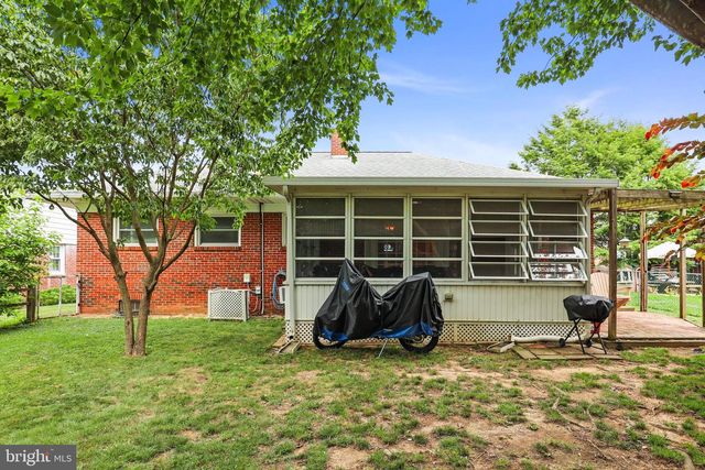 208 WILLOW ST, Hanover, PA 17331