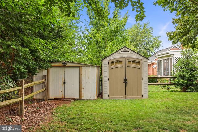 208 WILLOW ST, Hanover, PA 17331