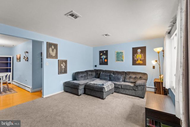 208 WILLOW ST, Hanover, PA 17331
