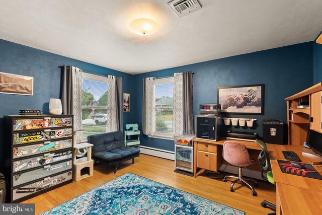 208 WILLOW ST, Hanover, PA 17331