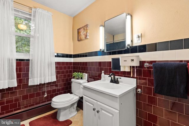 208 WILLOW ST, Hanover, PA 17331