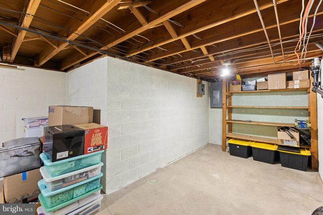 208 WILLOW ST, Hanover, PA 17331
