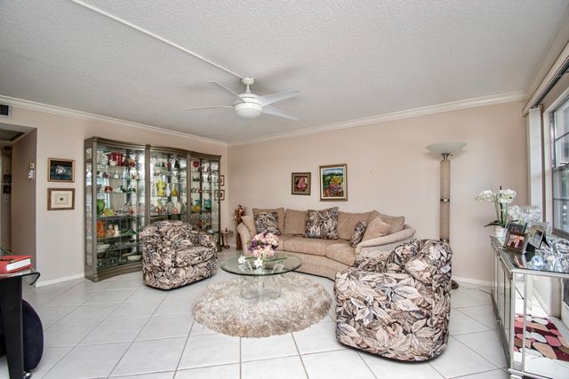 220 Richmond C, Deerfield Beach, FL 33442
