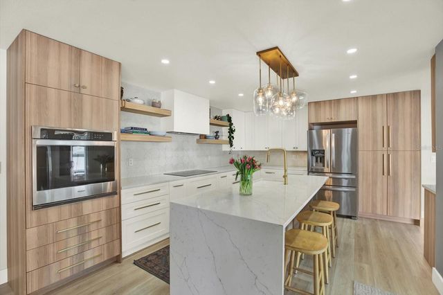 2021 SPANISH PINES DRIVE, Dunedin, FL 34698