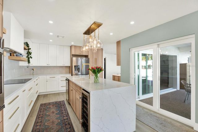 2021 SPANISH PINES DRIVE, Dunedin, FL 34698