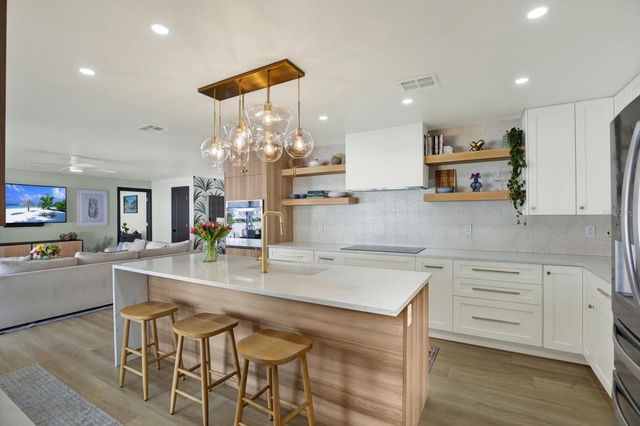 2021 SPANISH PINES DRIVE, Dunedin, FL 34698