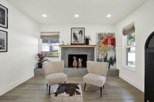 2021 SPANISH PINES DRIVE, Dunedin, FL 34698