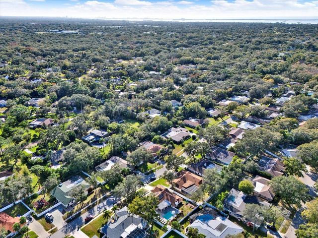 2021 SPANISH PINES DRIVE, Dunedin, FL 34698