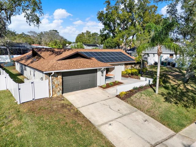 2021 SPANISH PINES DRIVE, Dunedin, FL 34698