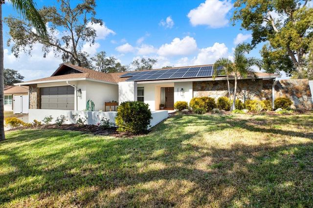 2021 SPANISH PINES DRIVE, Dunedin, FL 34698