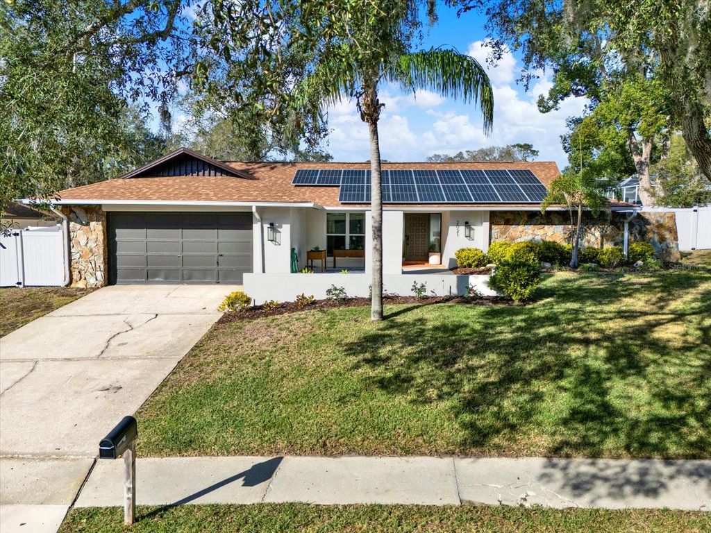 2021 SPANISH PINES DRIVE, Dunedin, FL 34698