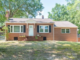 1414 Hollyleaf Avenue, Gastonia, NC 28052