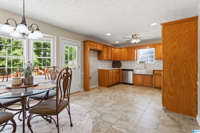 9605 KOURTNY WAY, Warrior, AL 35180