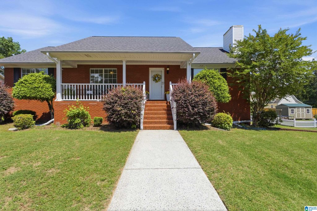 9605 KOURTNY WAY, Warrior, AL 35180
