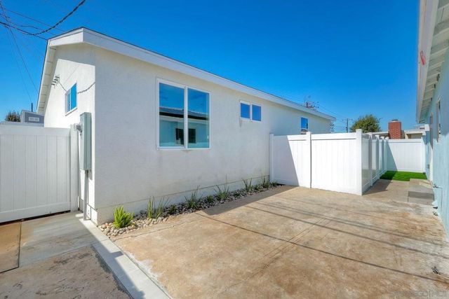 1226 8Th St, Imperial Beach, CA 91932