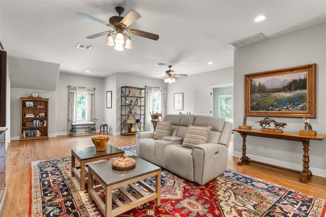 2501 S Cincinnati Avenue, Tulsa, OK 74114