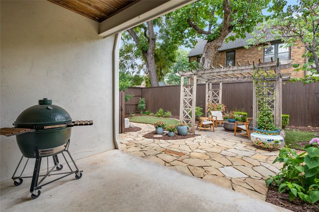 2501 S Cincinnati Avenue, Tulsa, OK 74114