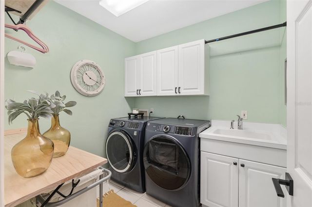 5512 NW 51ST AVENUE, Gainesville, FL 32653