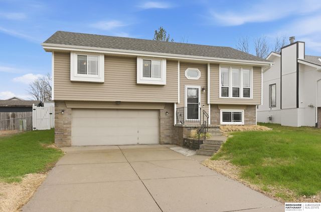 6213 N 80th Street, Omaha, NE 68134