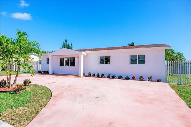 22503 SW 113th Pl, Miami, FL 33170