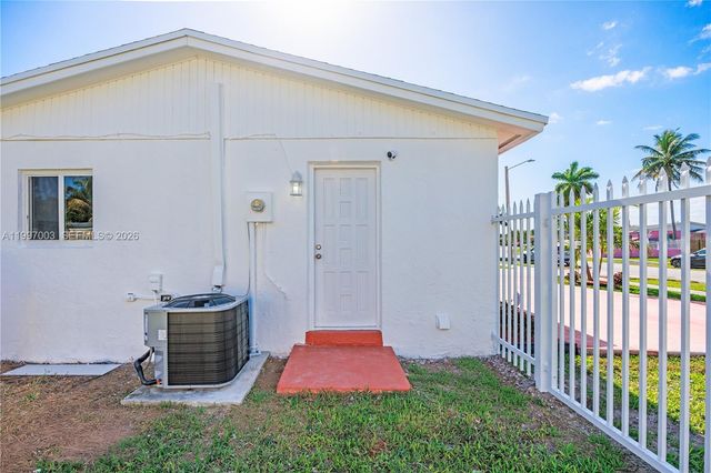 22503 SW 113th Pl, Miami, FL 33170