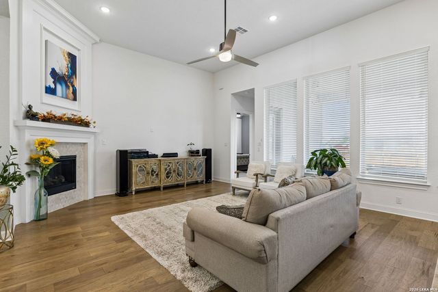 6826 Hallie, Schertz, TX 78154