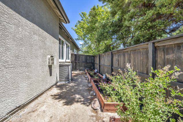 1690 Emerald Bay Drive, Reno, NV 89521