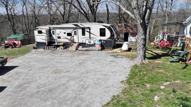 465 Old Monterey Road, Owenton, KY 40359