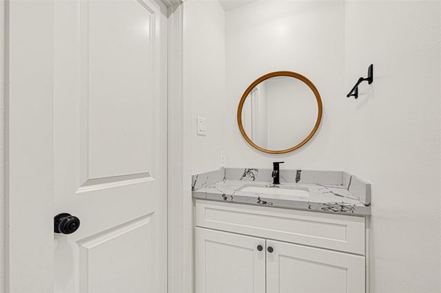 1405 E 33rd Street A, Houston, TX 77022