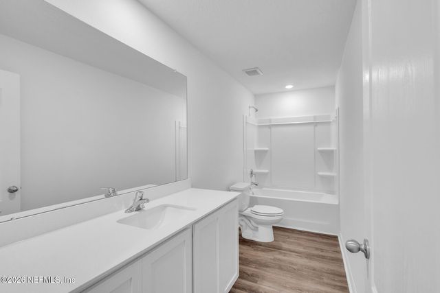 3215 MISSION OAK Place, Green Cove Springs, FL 32043