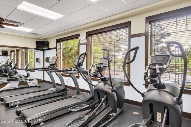 3215 MISSION OAK Place, Green Cove Springs, FL 32043