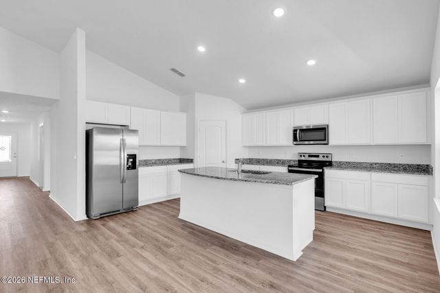 3215 MISSION OAK Place, Green Cove Springs, FL 32043