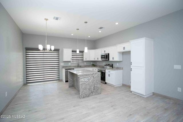 1788 Calle Abelardo, Rio Rico, AZ 85648