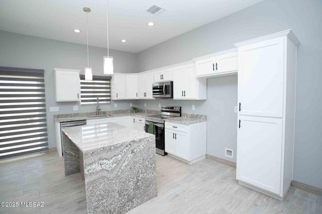 1788 Calle Abelardo, Rio Rico, AZ 85648