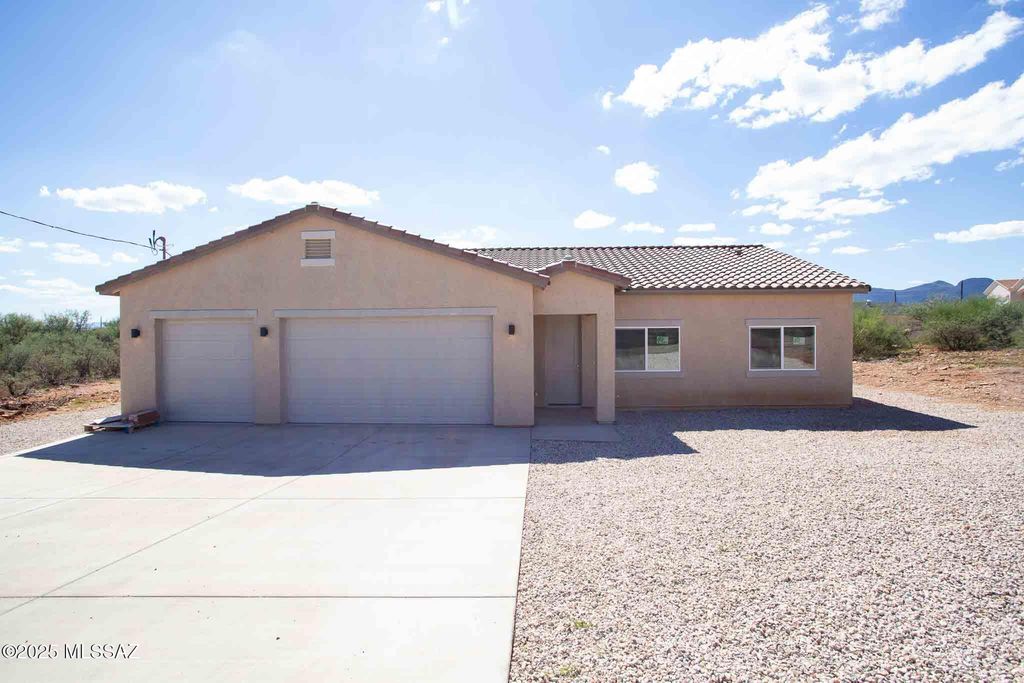 1788 Calle Abelardo, Rio Rico, AZ 85648