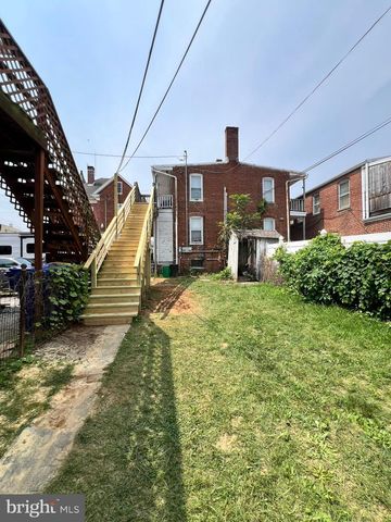 1305 N GEORGE ST, York, PA 17404