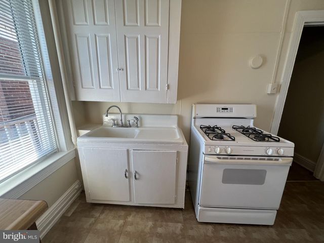 1305 N GEORGE ST, York, PA 17404
