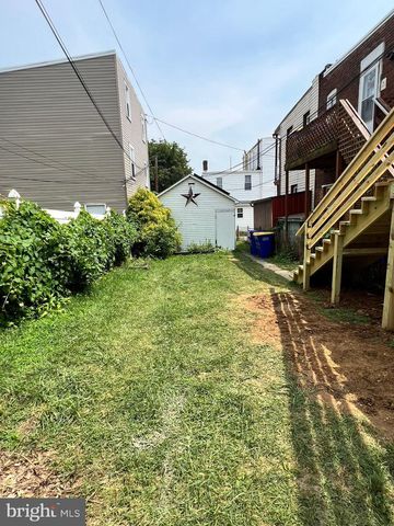 1305 N GEORGE ST, York, PA 17404