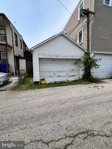 1305 N GEORGE ST, York, PA 17404