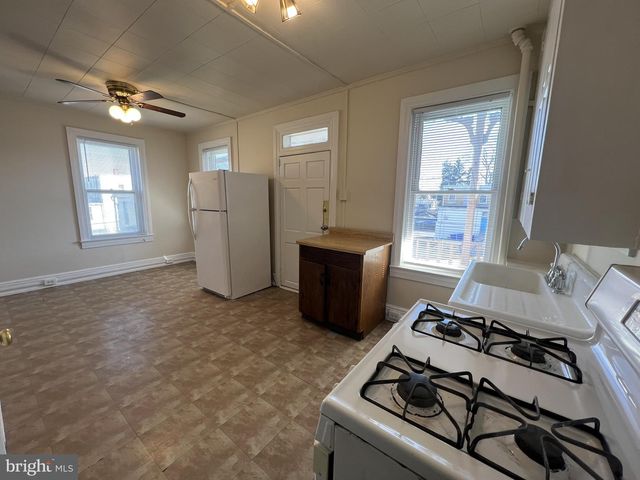 1305 N GEORGE ST, York, PA 17404