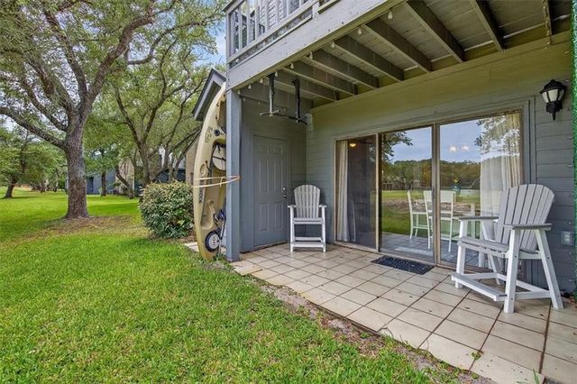 210 Oak Bay St 504, Rockport, TX 78382