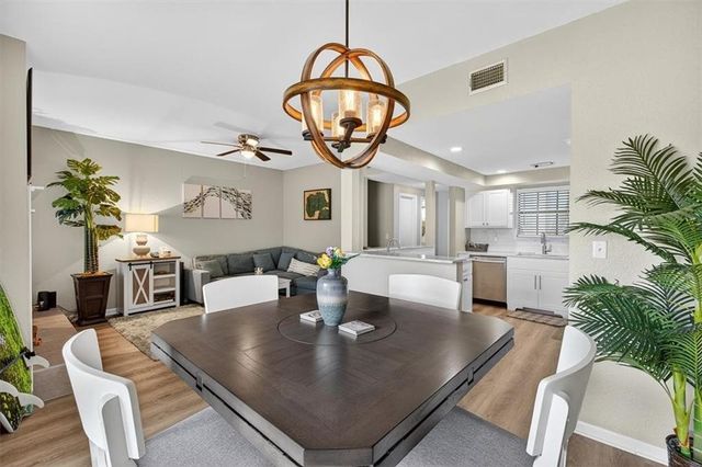 210 Oak Bay St 504, Rockport, TX 78382