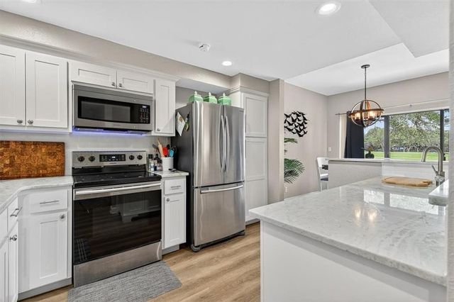 210 Oak Bay St 504, Rockport, TX 78382