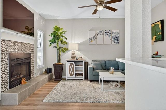 210 Oak Bay St 504, Rockport, TX 78382