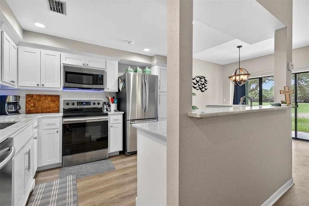 210 Oak Bay St 504, Rockport, TX 78382 — photo 3