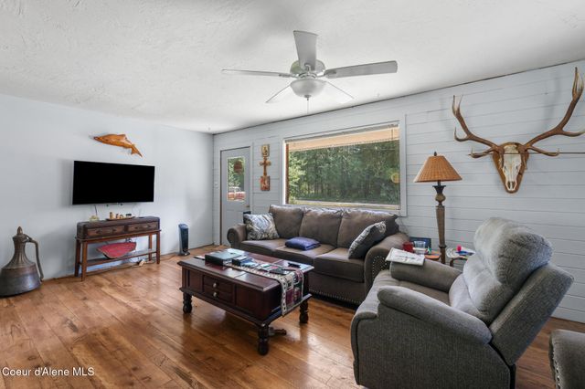 83 Cedar Grove, Sandpoint, ID 83864