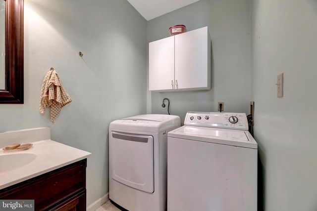 817 N HARRISON ST, Wilmington, DE 19806